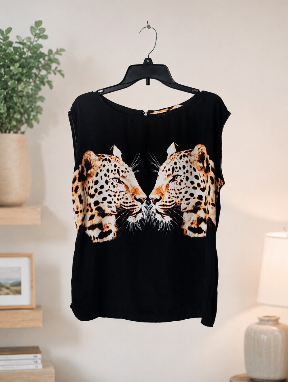 Paper Tee Women's XL Black Leopard Print Sleeveless Blouse Gold Chain Trim